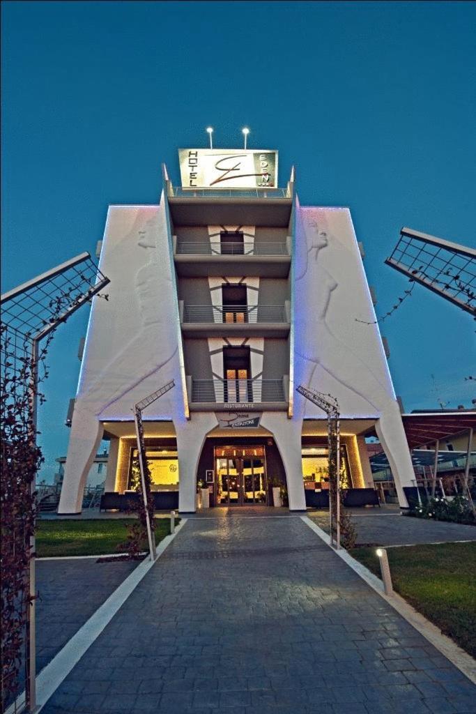 Eden Hotel ซานซัลโว ภายนอก รูปภาพ